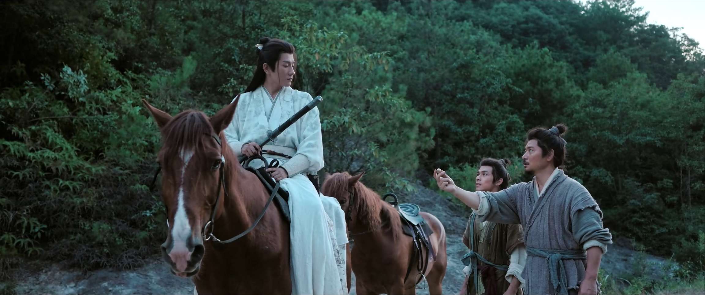 [网盘观看]九龙挎刀去白马[国语配音/中文字幕].Bound.By.a.Promise.2025.2160p.WEB-DL.H265.DDP5.1-PandaQT 1.95GB-推影坊