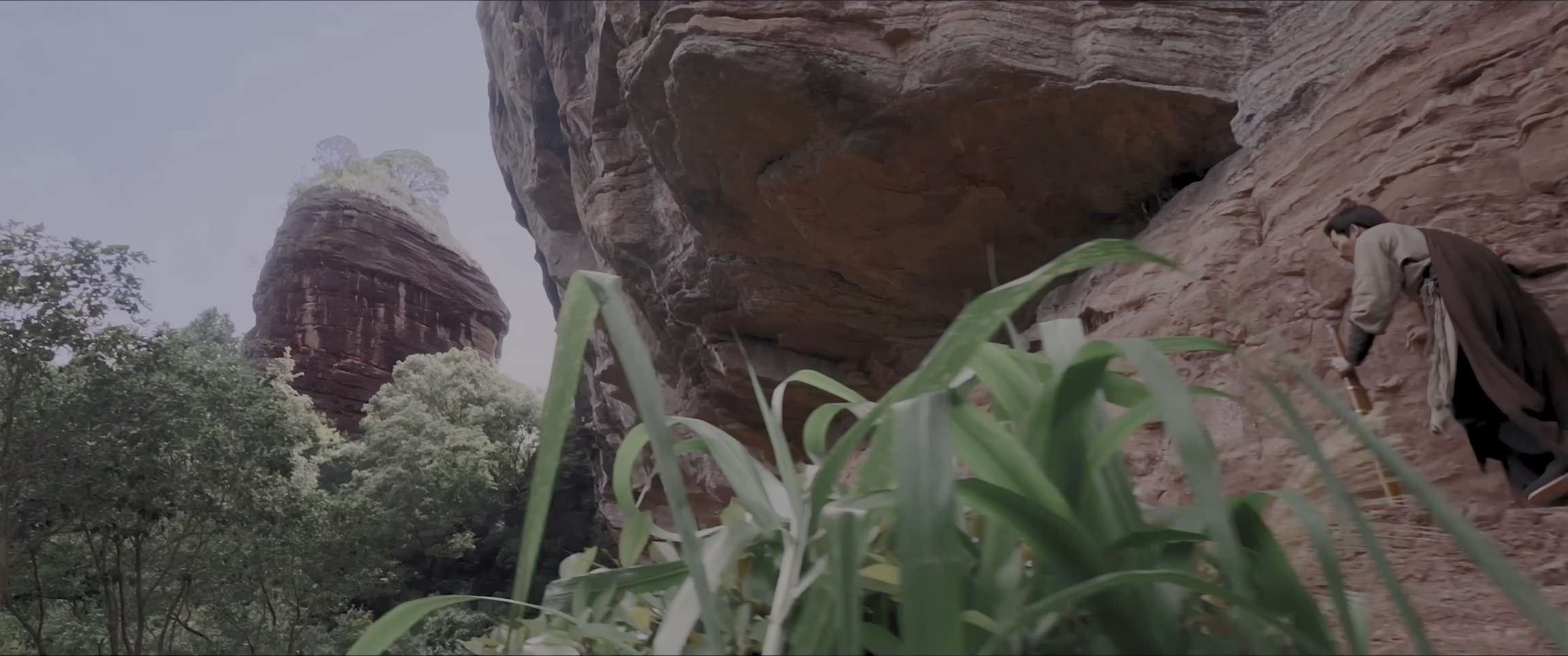 [网盘观看]风云宝石Ⅰ：罗汉岩[国语配音/中文字幕].ARHAT.ROCK.OF.WAR.2025.2160p.WEB-DL.H265.HDR.AAC-PandaQT 7.31GB - 推影坊-推影坊